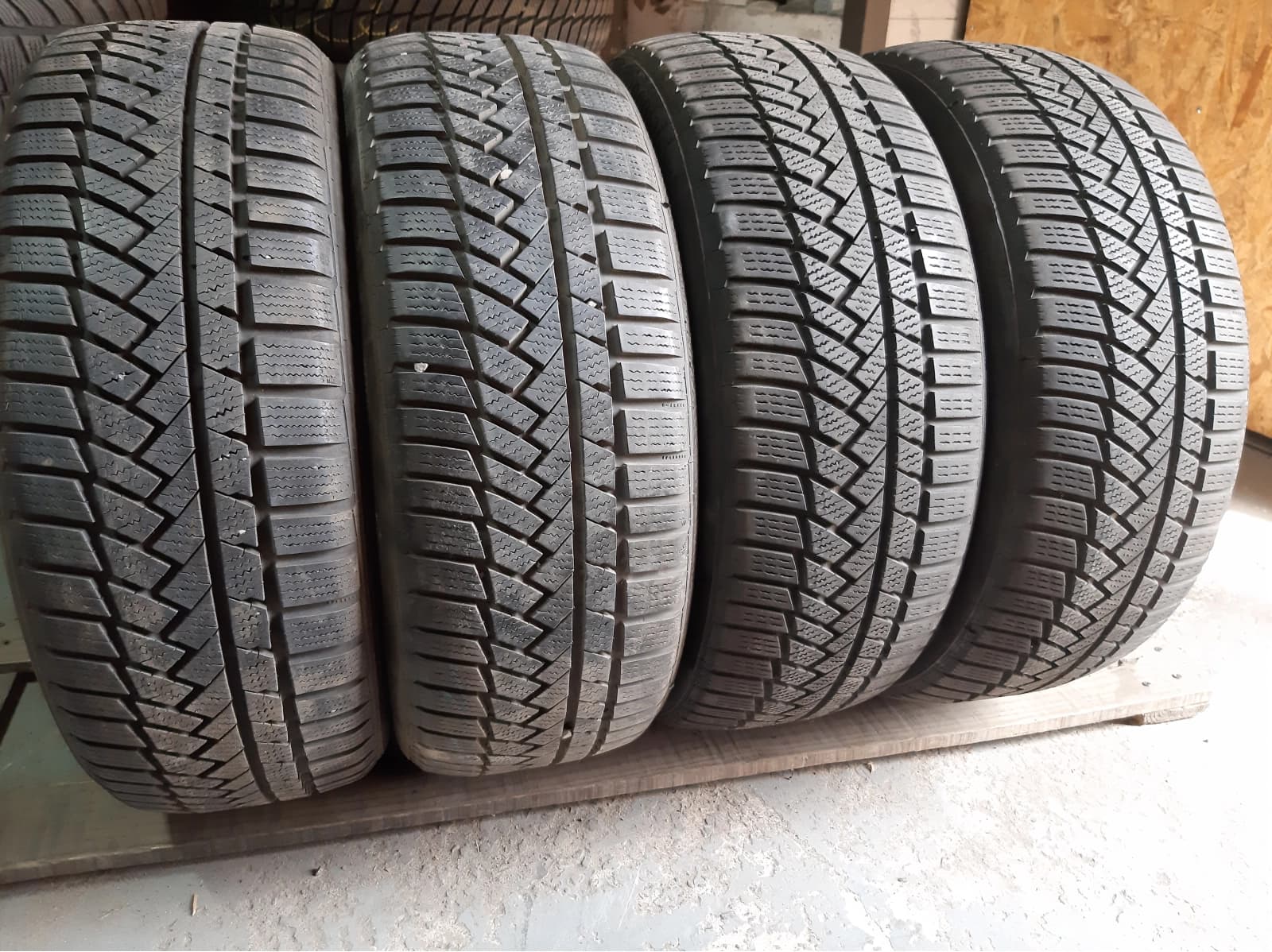 Придбати вживані шини Continental Winter Contact TS 850P … . 205/50 R 17 Вживані шини з Європи Continental Winter Contact TS 850P … . 205/50 R 17