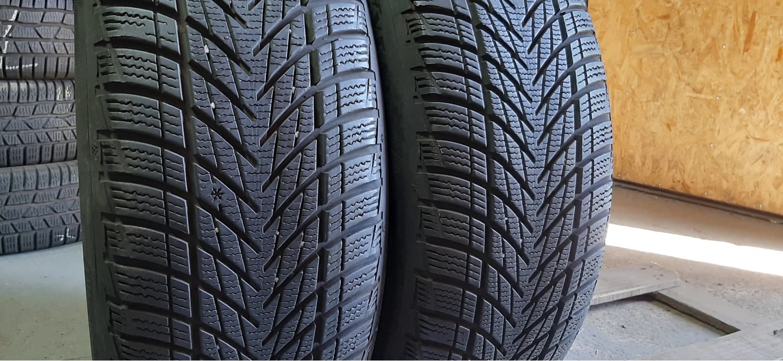 Придбати вживані шини GoodYear Ultra Grip Perfomance 3 . … 205/55 R 17 Вживані шини з Європи GoodYear Ultra Grip Perfomance 3 . … 205/55 R 17