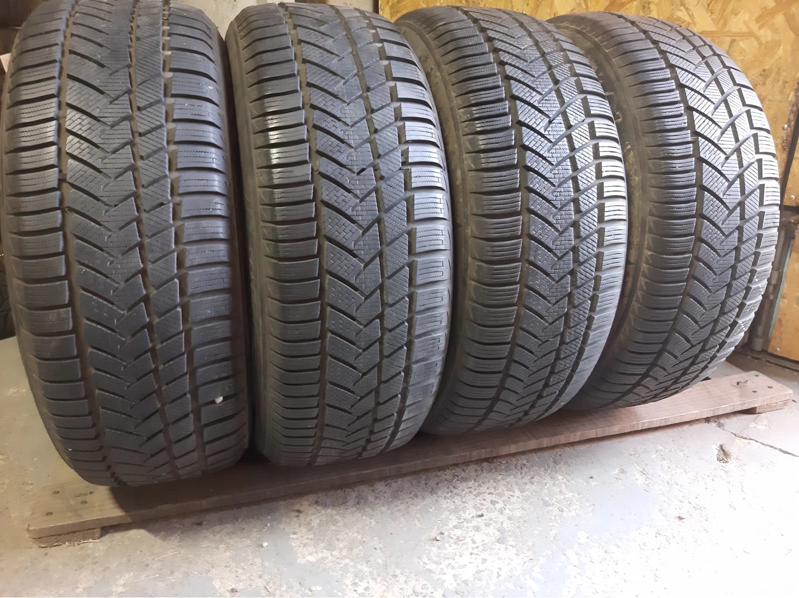 Придбати вживані шини Wanli Winter-Max A1 235/60 R 16 Вживані шини з Європи Wanli Winter-Max A1 235/60 R 16