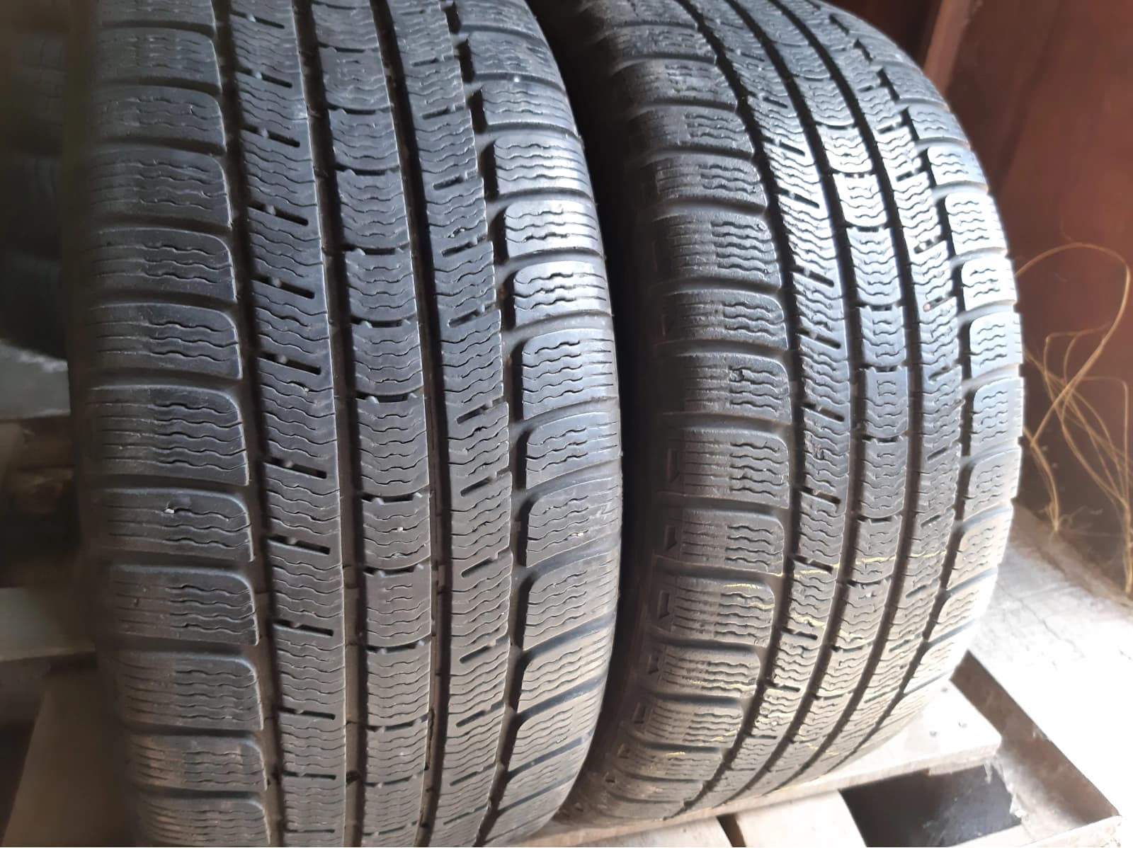 Придбати вживані шини Michelin Pilot Alpin PA2 . 235/50 R 17 Вживані шини з Європи Michelin Pilot Alpin PA2 . 235/50 R 17