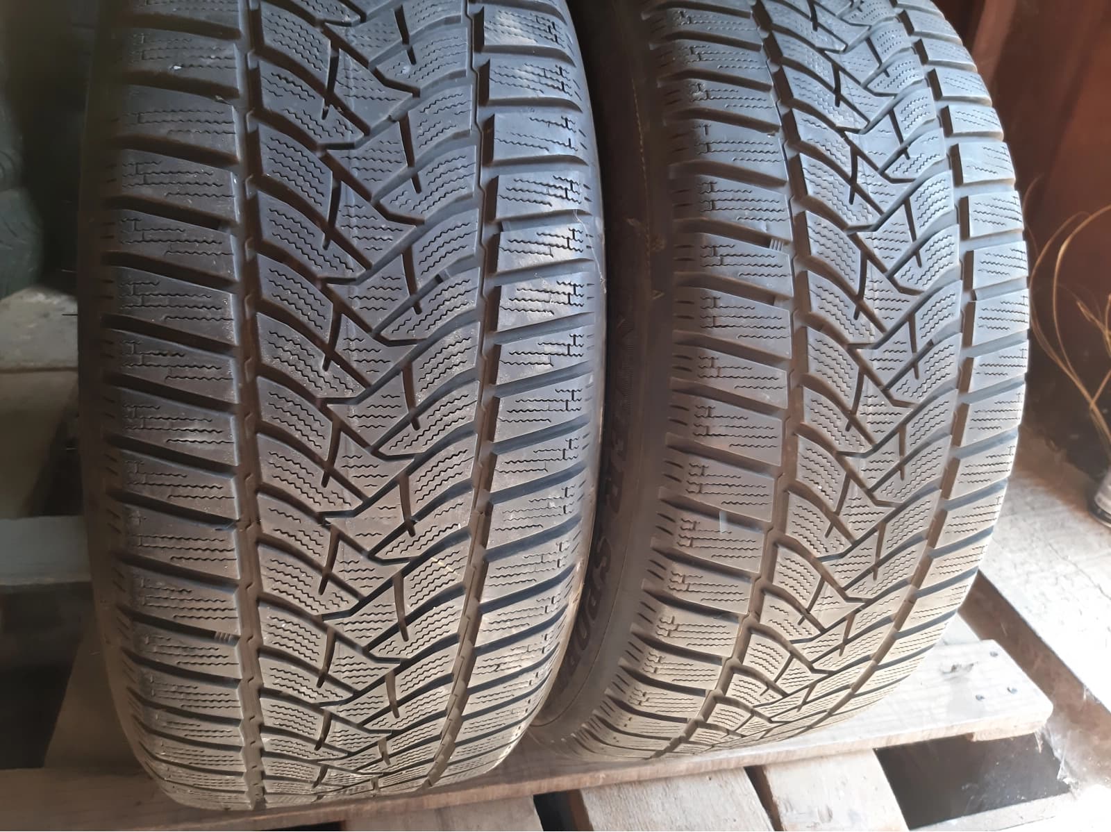 Придбати вживані шини Dunlop Winter Sport 5 . 225/50 R 17 Вживані шини з Європи Dunlop Winter Sport 5 . 225/50 R 17