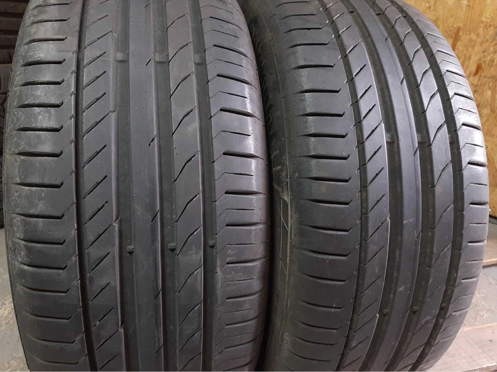 Придбати вживані шини Continental Conti Sport Contact 5 … 225/50 R 17 Вживані шини з Європи Continental Conti Sport Contact 5 … 225/50 R 17