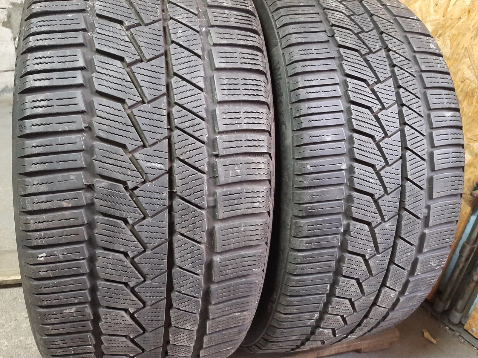 Придбати вживані шини Continental WinterContact TS860S 245/35 R 19 Вживані шини з Європи Continental WinterContact TS860S 245/35 R 19