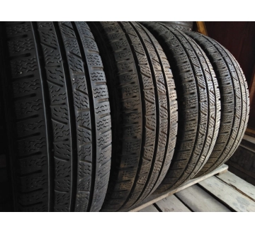 Уживані шини з Європи Pirelli Carier Winter 195/75 R 16C Шини на авто в хорошому стані Pirelli Carier Winter шириною 195 висотою 75 радіусом R 16C низькі ціни