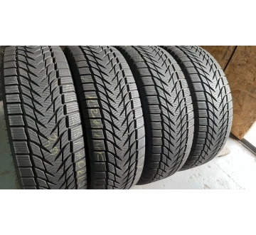 Уживані шини з Європи Radar RW-5 215/70 R 15 Шини на авто в хорошому стані Radar RW-5 шириною 215 висотою 70 радіусом R 15 низькі ціни