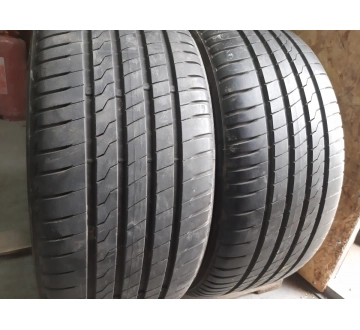 Шини на авто в хорошому стані Firestone RoadHawk шириною 245 висотою 40 радіусом R 19 низькі ціни