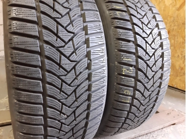 Уживані шини з Європи Dunlop Winter Sport 5 225/45 R 18 Шини на авто в хорошому стані Dunlop Winter Sport 5 шириною 225 висотою 45 радіусом R 18 низькі ціни