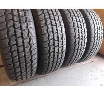 Шини на авто в хорошому стані Cooper WeatherMasterST2 шириною 205 висотою 70 радіусом R 15 низькі ціни