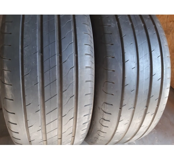 Шини на авто в хорошому стані GoodYear Efficient Grip 2 шириною 265 висотою 50 радіусом R 20 низькі ціни