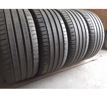 Шини на авто в хорошому стані Michelin Pilot Sport 5    /  . шириною 235 висотою 40 радіусом R 19 низькі ціни