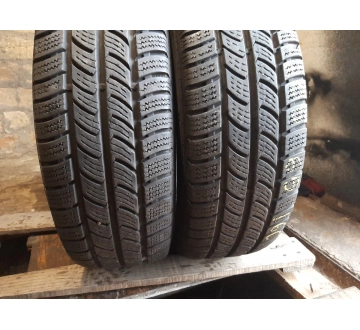 Шини на авто в хорошому стані Continental Vanco Winter 2          . шириною 205 висотою 65 радіусом R 16C низькі ціни