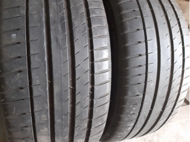 Шини на авто в хорошому стані Michelin Pilot Sport ev   …   шириною 255 висотою 40 радіусом R 20 низькі ціни