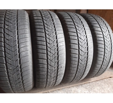 Шини на авто в хорошому стані Pirelli Sottozero 3  .      шириною 225 висотою 60 радіусом R 18 низькі ціни