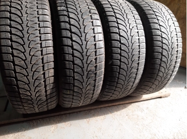 Уживані шини з Європи Bridgestone Blizzak LM-80 evo 225/55 R 18 Шини на авто в хорошому стані Bridgestone Blizzak LM-80 evo шириною 225 висотою 55 радіусом R 18 низькі ціни