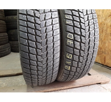 Шини на авто в хорошому стані Nexen Winguard Suv  .     шириною 215 висотою 70 радіусом R 15 низькі ціни