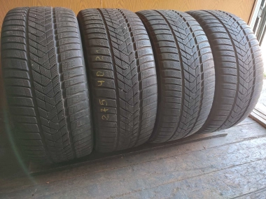 Уживані шини з Європи Pirelli Scorpion Winter 275/40 R 21 Шини на авто в хорошому стані Pirelli Scorpion Winter шириною 275 висотою 40 радіусом R 21 низькі ціни