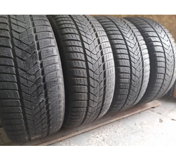 Шини на авто в хорошому стані Pirelli Sottozero 3  /  шириною 235 висотою 45 радіусом R 18 низькі ціни
