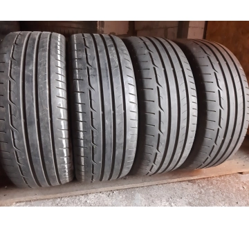 Шини на авто в хорошому стані Dunlop Sport Maxx RT шириною 225 висотою 45 радіусом R 19 низькі ціни