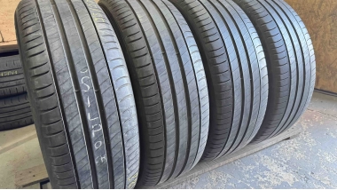 Уживані шини з Європи Michelin Primacy 3 225/55 R 18 Шини на авто в хорошому стані Michelin Primacy 3 шириною 225 висотою 55 радіусом R 18 низькі ціни