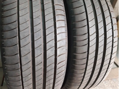 Уживані шини з Європи Michelin Primacy 3 225/55 R 18 Шини на авто в хорошому стані Michelin Primacy 3 шириною 225 висотою 55 радіусом R 18 низькі ціни
