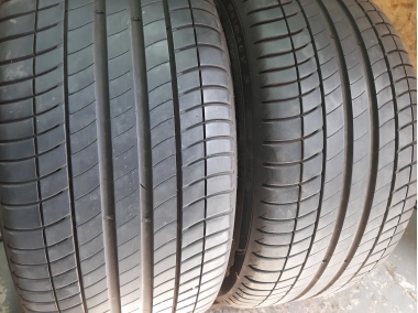 Уживані шини з Європи Michelin Primacy 3 275/35 R 19 Шини на авто в хорошому стані Michelin Primacy 3 шириною 275 висотою 35 радіусом R 19 низькі ціни