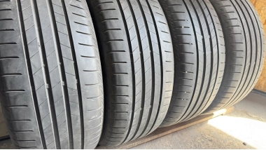 Уживані шини з Європи Bridgestone Turanza T005 225/50 R 18 Шини на авто в хорошому стані Bridgestone Turanza T005 шириною 225 висотою 50 радіусом R 18 низькі ціни
