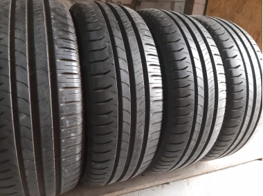 Уживані шини з Європи Michelin Energy Saver . 205/55 R 16 Шини на авто в хорошому стані Michelin Energy Saver . шириною 205 висотою 55 радіусом R 16 низькі ціни