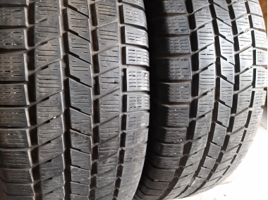 Уживані шини з Європи Pirelli Scorpion Ice Snow 245/70 R 16 Шини на авто в хорошому стані Pirelli Scorpion Ice Snow шириною 245 висотою 70 радіусом R 16 низькі ціни
