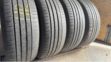 Уживані шини з Європи Hankook Ventus S1 Evo2 suv 235/60 R 18 Шини на авто в хорошому стані Hankook Ventus S1 Evo2 suv шириною 235 висотою 60 радіусом R 18 низькі ціни