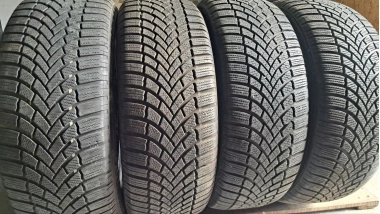 Шини на авто в хорошому стані Bridgestone Blizzak LM-005       .    шириною 235 висотою 55 радіусом R 19 низькі ціни