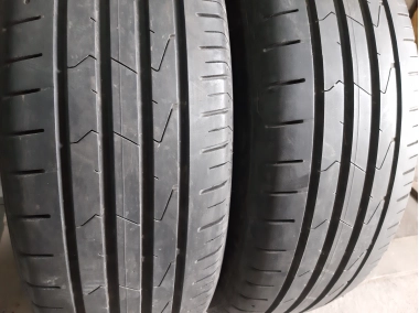 Уживані шини з Європи Hankook Ventus Prime 3 … . 215/65 R 16 Шини на авто в хорошому стані Hankook Ventus Prime 3 … . шириною 215 висотою 65 радіусом R 16 низькі ціни