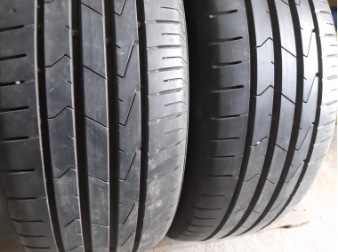 Уживані шини з Європи Hankook Ventus Prime 3 / . 215/55 R 17 Шини на авто в хорошому стані Hankook Ventus Prime 3 / . шириною 215 висотою 55 радіусом R 17 низькі ціни