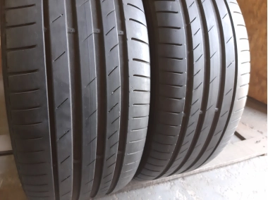 Уживані шини з Європи Kumho Ecsta PS 71 245/40 R 20 Шини на авто в хорошому стані Kumho Ecsta PS 71 шириною 245 висотою 40 радіусом R 20 низькі ціни