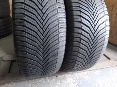 Уживані шини з Європи Michelin Cross Climate 2 275/45 R 20 Шини на авто в хорошому стані Michelin Cross Climate 2 шириною 275 висотою 45 радіусом R 20 низькі ціни