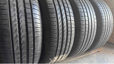 Уживані шини з Європи Pirelli Scorpion Verde . 235/55 R 19 Шини на авто в хорошому стані Pirelli Scorpion Verde . шириною 235 висотою 55 радіусом R 19 низькі ціни
