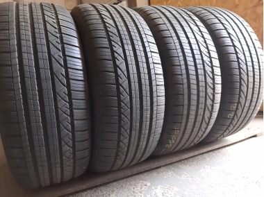 Уживані шини з Європи Dunlop Grandtrek Touring A/S 255/60 R 17 Шини на авто в хорошому стані Dunlop Grandtrek Touring A/S шириною 255 висотою 60 радіусом R 17 низькі ціни