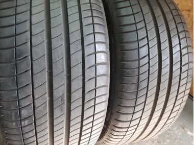 Уживані шини з Європи Michelin Primacy 3 275/40 R 19 Шини на авто в хорошому стані Michelin Primacy 3 шириною 275 висотою 40 радіусом R 19 низькі ціни