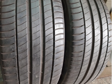 Уживані шини з Європи Michelin Primacy 3 RSC . 245/45 R 19 Шини на авто в хорошому стані Michelin Primacy 3 RSC . шириною 245 висотою 45 радіусом R 19 низькі ціни
