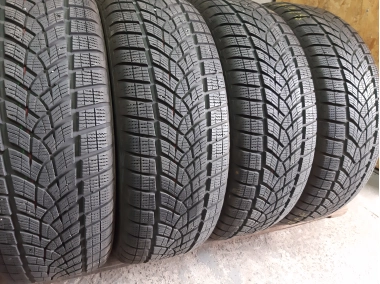 Шини на авто в хорошому стані Good Year Ultra Grip Performance .   . шириною 225 висотою 55 радіусом R 19 низькі ціни