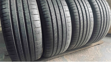 Уживані шини з Європи Pirelli P Zero 245/40 R 20 Шини на авто в хорошому стані Pirelli P Zero шириною 245 висотою 40 радіусом R 20 низькі ціни