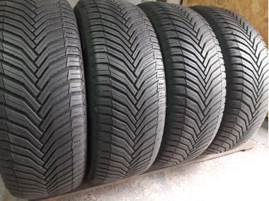 Уживані шини з Європи Michelin Cross Climate 2 235/60 R 18 Шини на авто в хорошому стані Michelin Cross Climate 2 шириною 235 висотою 60 радіусом R 18 низькі ціни