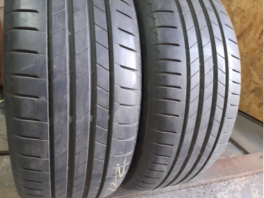 Уживані шини з Європи Bridgestone Turanza T005 225/55 R 17 Шини на авто в хорошому стані Bridgestone Turanza T005 шириною 225 висотою 55 радіусом R 17 низькі ціни