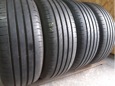 Шини на авто в хорошому стані Good Year Efficient Grip Performance 2 . . шириною 215 висотою 55 радіусом R 17 низькі ціни