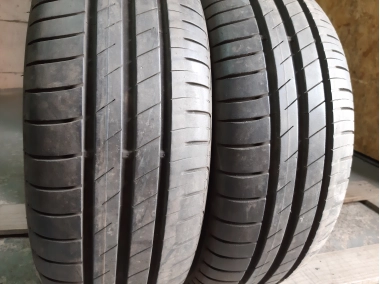 Уживані шини з Європи Good Year Efficient Grip Performance. . 185/60 R 14 Шини на авто в хорошому стані Good Year Efficient Grip Performance. . шириною 185 висотою 60 радіусом R 14 низькі ціни
