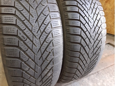 Уживані шини з Європи Pireli Winter 2 Cinturato 205/55 R 16 Шини на авто в хорошому стані Pireli Winter 2 Cinturato шириною 205 висотою 55 радіусом R 16 низькі ціни