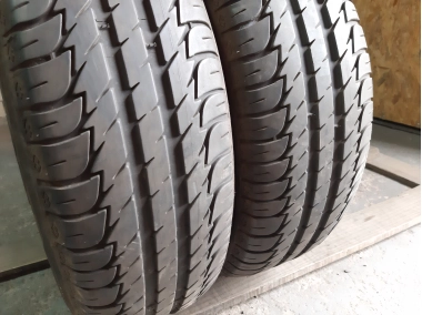 Уживані шини з Європи Kleber Dynaxer HP 3 205/65 R 15 Шини на авто в хорошому стані Kleber Dynaxer HP 3 шириною 205 висотою 65 радіусом R 15 низькі ціни