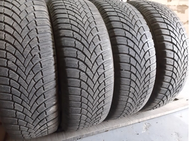 Уживані шини з Європи Bridgestone Blizzak LM 005 . 205/65 R 16 Шини на авто в хорошому стані Bridgestone Blizzak LM 005 . шириною 205 висотою 65 радіусом R 16 низькі ціни