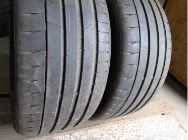 Уживані шини з Європи Continental Sport Contact … . 235/40 R 18 Шини на авто в хорошому стані Continental Sport Contact … . шириною 235 висотою 40 радіусом R 18 низькі ціни