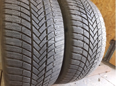 Уживані шини з Європи Bridgestone Blizzak- LM 005 . 275/40 R 21 Шини на авто в хорошому стані Bridgestone Blizzak- LM 005 . шириною 275 висотою 40 радіусом R 21 низькі ціни