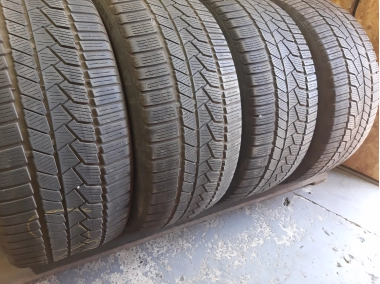 Уживані шини з Європи Continental WinterContact TS860S 255/40 R 20 Шини на авто в хорошому стані Continental WinterContact TS860S шириною 255 висотою 40 радіусом R 20 низькі ціни